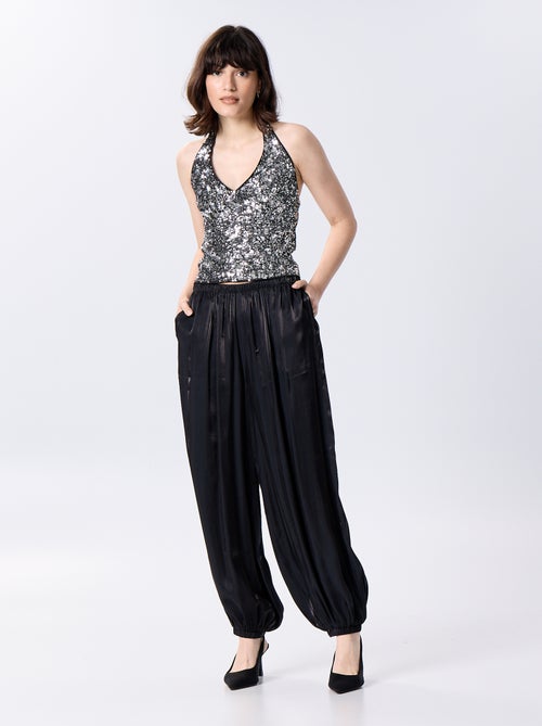 Canotta con scollo all'americana e paillettes - Kiabi Canotta con scollo all'americana e paillettes - Kiabi