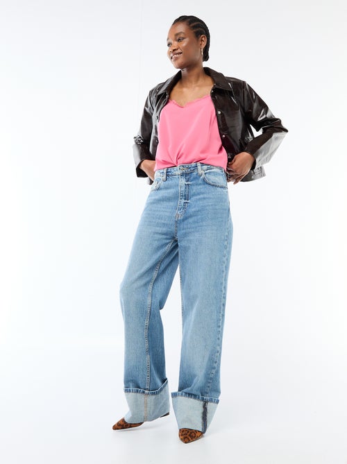 Canotta con spalline sottili regolabili e collo in pizzo - Kiabi