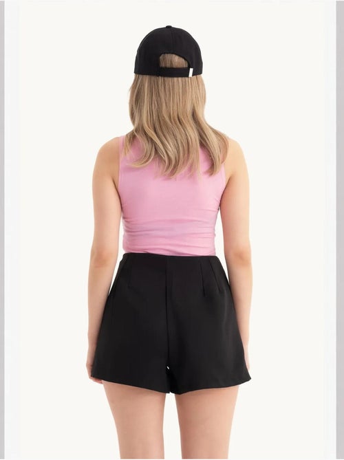 Canotta corta con scollo all'americana e cut-out hiccup - Kiabi Canotta corta con scollo all'americana e cut-out hiccup - Kiabi