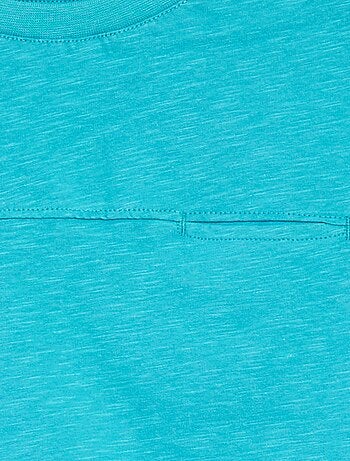 Canotta taglio loose con cut-out sul petto