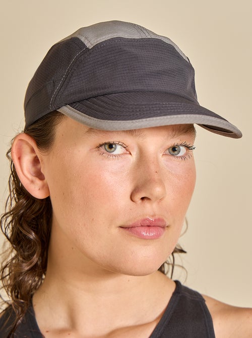 Cappellino da running con visiera morbida - (ekstract) - Kiabi Cappellino da running con visiera morbida - (ekstract) - Kiabi