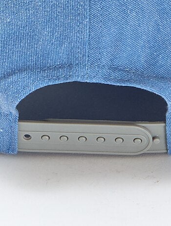 Cappellino in denim con scritta