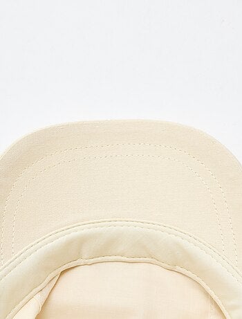 Cappellino in lino misto