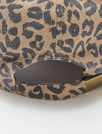 Cappellino leopardato in tessuto