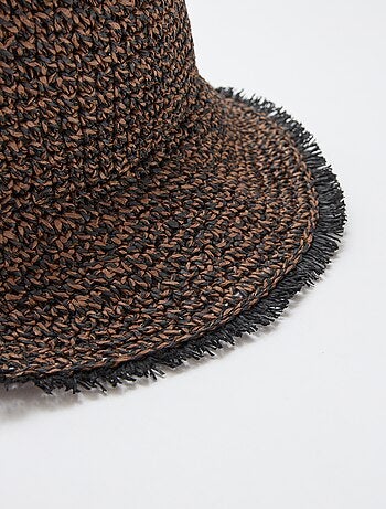 Cappello a cloche di paglia