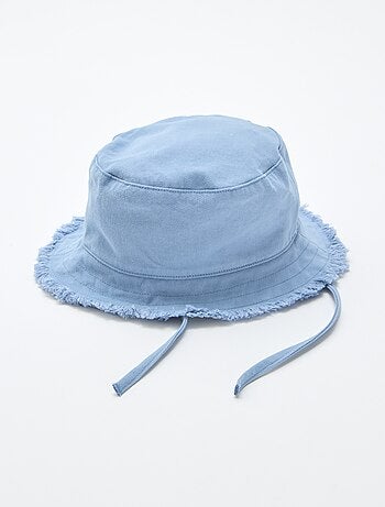 Cappello a secchiello a tinta unita con frange e laccetti in cotone