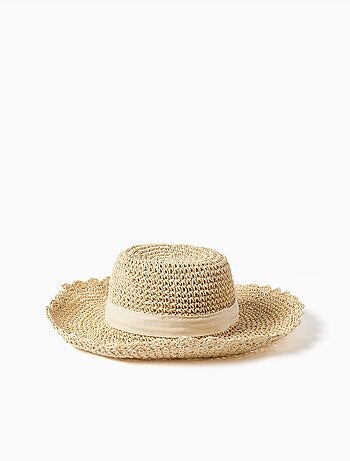Cappello di paglia con fiocco decorativo