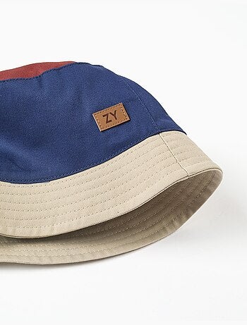 Cappello in saffiano