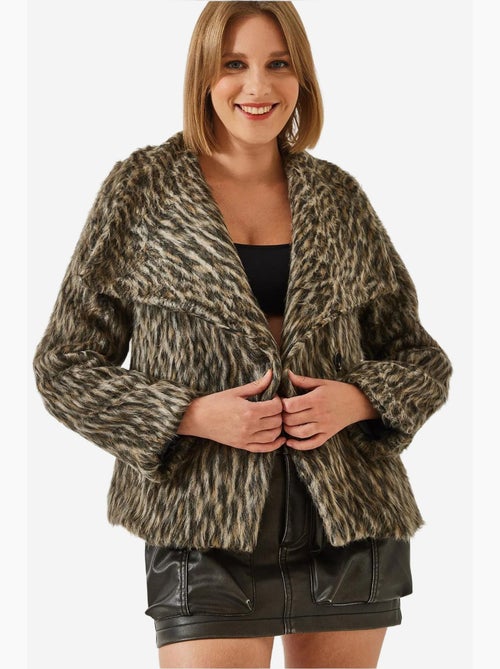 Cappotto con stampa leopardata spazzolata lucci - Kiabi Cappotto con stampa leopardata spazzolata lucci - Kiabi