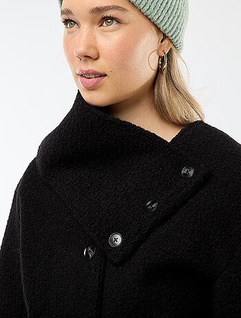 Cappotto corto in finto tessuto effetto lana con sciarpa removibile