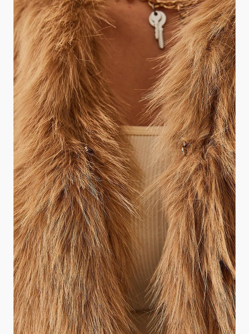 Cappotto crop boxy in pelliccia sintetica lucci Cammello - Kiabi