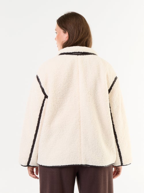 Cappotto effetto montone con dettagli in ecopelle - Kiabi