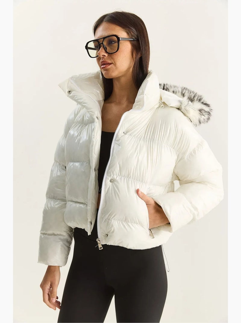 Cappotto imbottito in piumino con cappuccio lucci Bianco - Kiabi