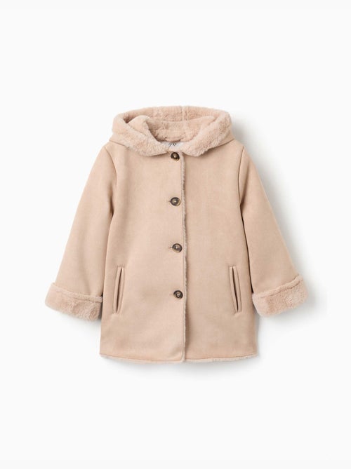 Cappotto in suedette con cappuccio e fodera in pelliccia sintetica - Kiabi Cappotto in suedette con cappuccio e fodera in pelliccia sintetica - Kiabi
