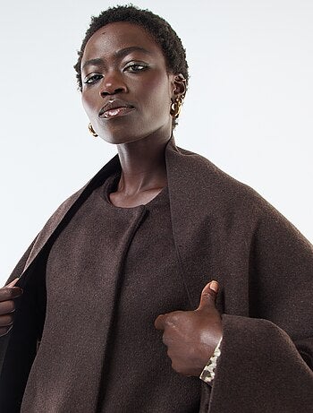 Cappotto lungo effetto lana con collo rotondo e sciarpa cucita