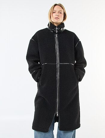 Cappotto lungo effetto montone con inserti in similpelle