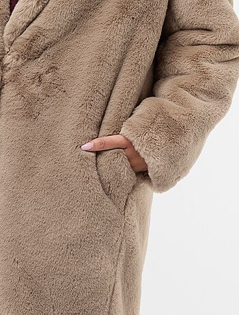 Cappotto lungo in finta pelliccia