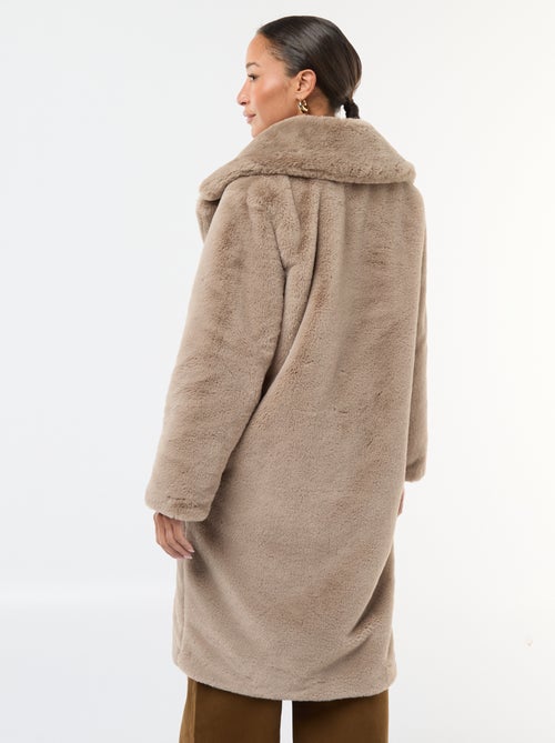 Cappotto lungo in finta pelliccia - Kiabi