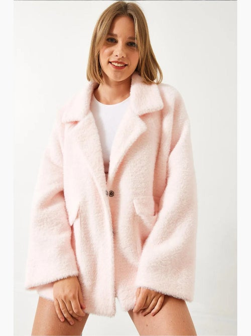 Cappotto oversize in pelliccia sintetica lucci - Kiabi Cappotto oversize in pelliccia sintetica lucci - Kiabi