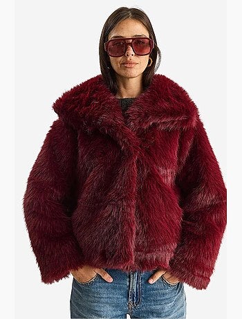 Cappotto oversize in pelliccia sintetica lucci