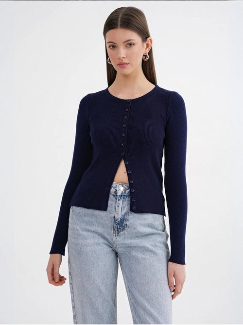 Cardigan a costine slim fit con bottoni mixray - Kiabi Cardigan a costine slim fit con bottoni mixray - Kiabi