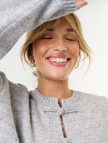 Cardigan a maniche lunghe con abbottonatura alla coreana
