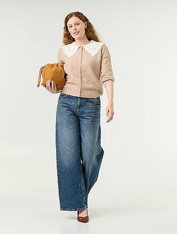 Cardigan abbottonato con colletto Claudine