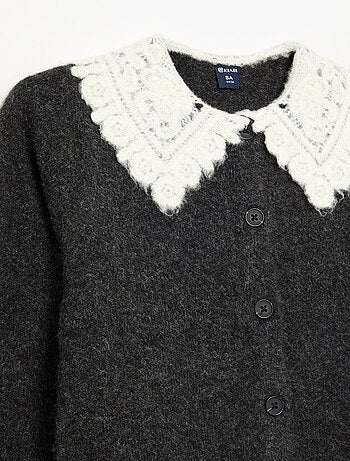Cardigan abbottonato con collo fantasia