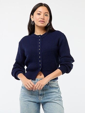 Cardigan abbottonato in maglia spessa