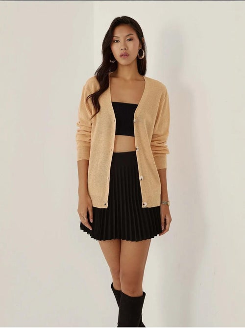 Cardigan con bottoni a scollo a v hiccup - Kiabi Cardigan con bottoni a scollo a v hiccup - Kiabi