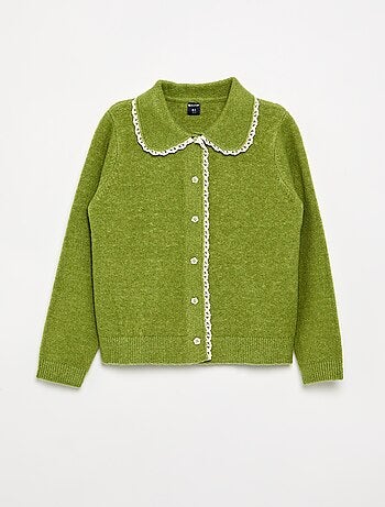 Cardigan con bottoni fantasia e colletto Claudine