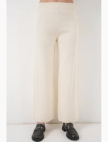 Cardigan con scollo a v e set di pantaloni a gamba ampia bdart