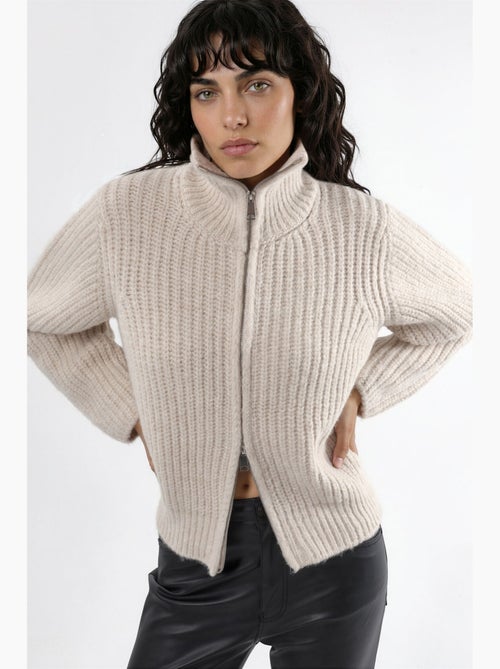 Cardigan con zip a collo alto in maglia spessa testurizzata hiccup - Kiabi Cardigan con zip a collo alto in maglia spessa testurizzata hiccup - Kiabi
