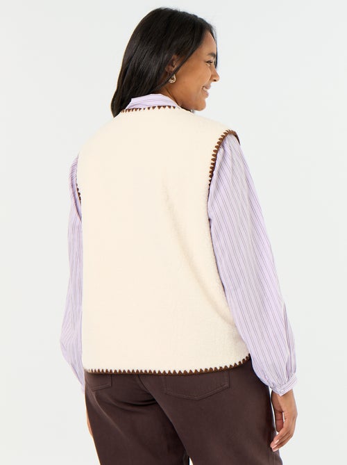 Cardigan effetto pelliccia senza maniche - Kiabi Cardigan effetto pelliccia senza maniche - Kiabi