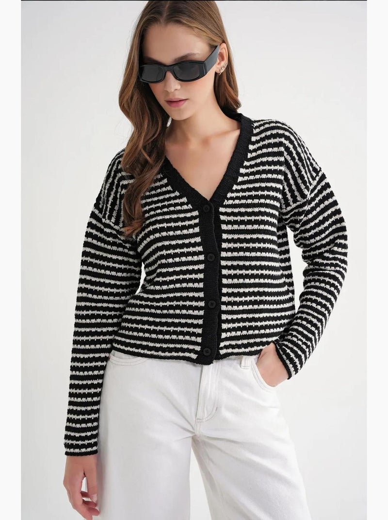 Cardigan in maglia a coste con scollo a v, righe e bottoni sul davanti mixray Nero - Kiabi