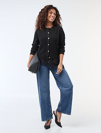 Cardigan in maglia con bottoni dorati