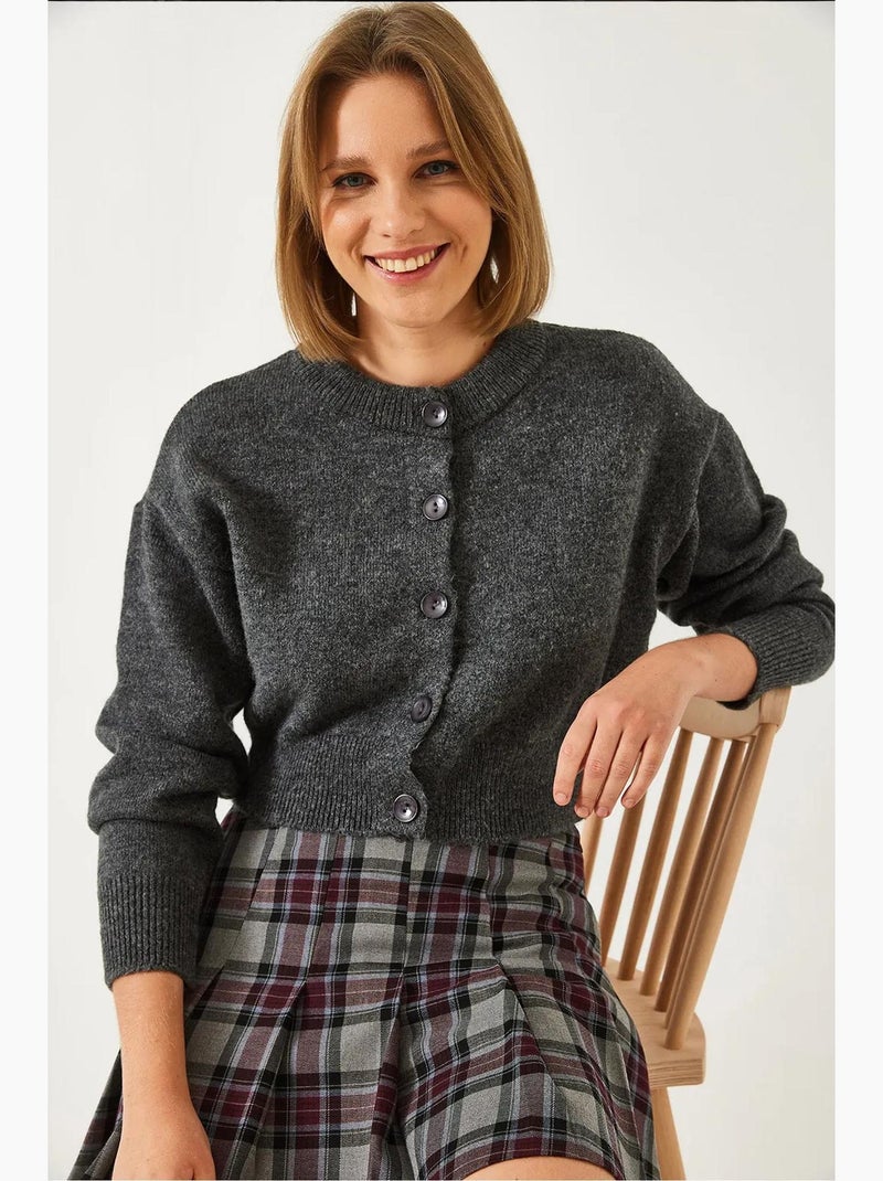 Cardigan in maglia con bottoni lucci Grigio scuro - Kiabi