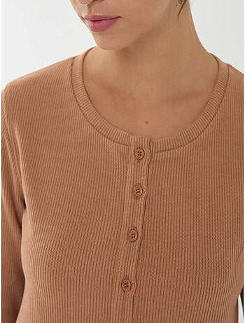 Cardigan in maglia con bottoni sul davanti