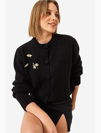 Cardigan in maglia con dettaglio spilla lucci