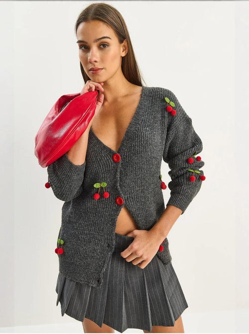 Cardigan in maglia con scollo a v e ricamo frutta lucci - Kiabi Cardigan in maglia con scollo a v e ricamo frutta lucci - Kiabi