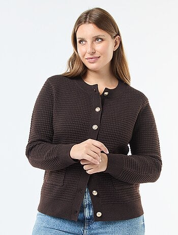 Gilet in maglia goffrata con bottoni dorati