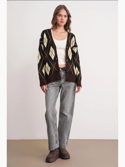 Cardigan oversize argyle con scollo a v e bottoni mixray - Kiabi Cardigan oversize argyle con scollo a v e bottoni mixray - Kiabi