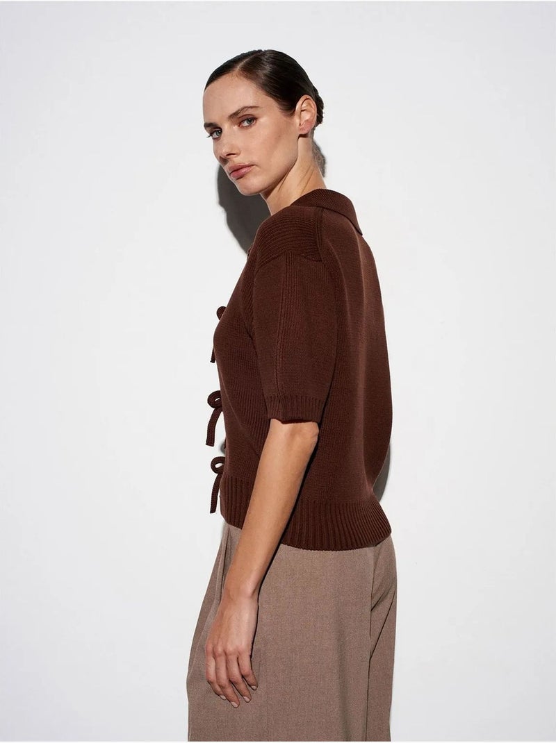 Cardigan polo da donna in acrilico a coste con chiusura frontale con laccetto Marrone cioccolato - Kiabi