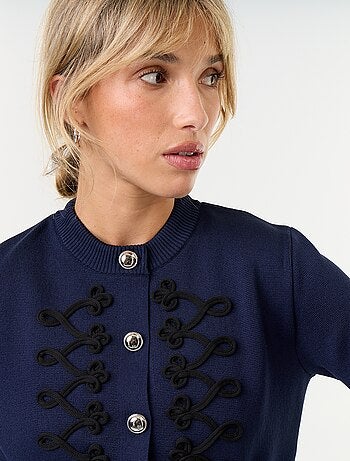 Cardigan stile militare con galloni decorativi