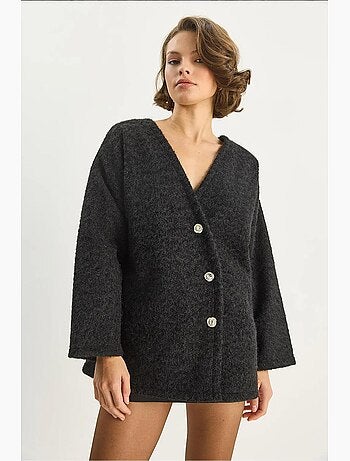 Cardigan testurizzato con scollo a v e bottoni lucci