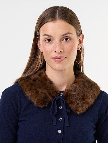 Cardigan tinta unita con collo in pelliccia sintetica