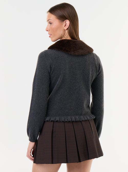 Cardigan tinta unita con collo in pelliccia sintetica - Kiabi
