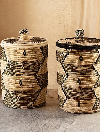 Cesto per il bucato con motivi etnici in fibre naturali