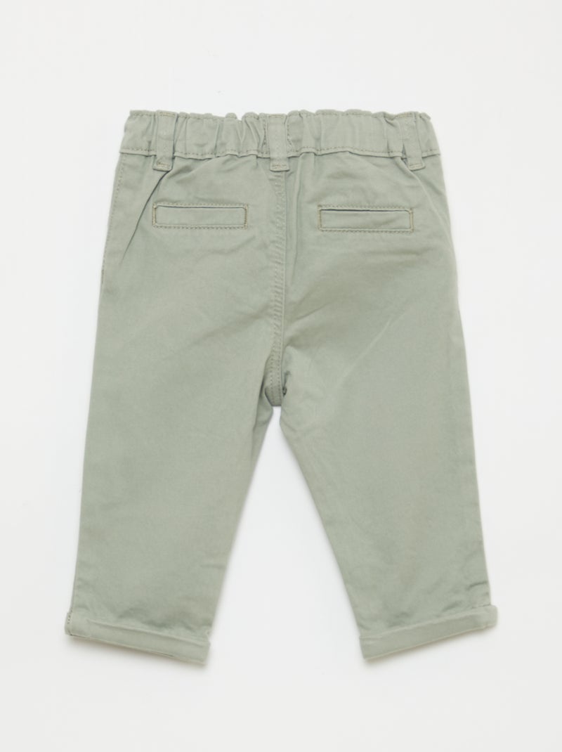 Chino dritto in cotone stretch Verde - Kiabi