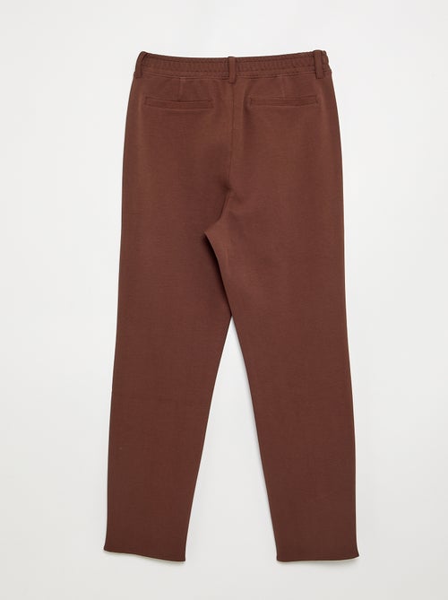Chino regular a tinta unita - collezione facile da indossare - Kiabi Chino regular a tinta unita - collezione facile da indossare - Kiabi